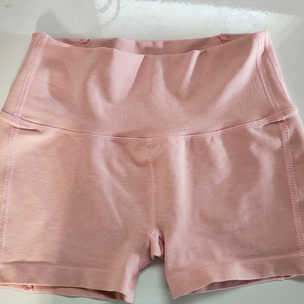 New alphalete shorts